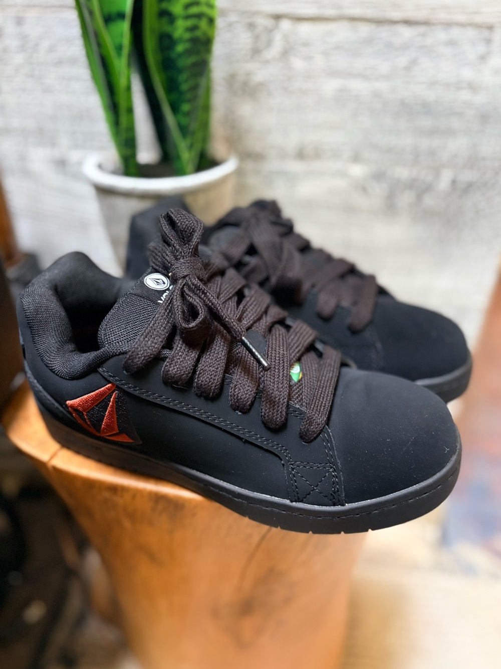 Volcom | Workwear Stone Composite Toe Low Flat Skater Work Shoe - M4.5W, W6.5W